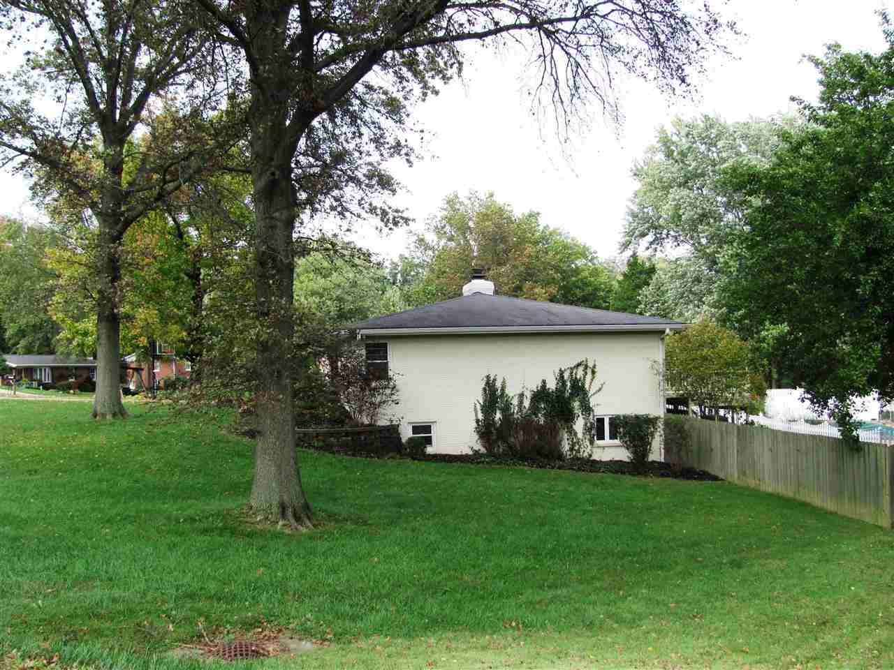 1411 Brookdale Dr, Evansville, IN 47720 photo 21