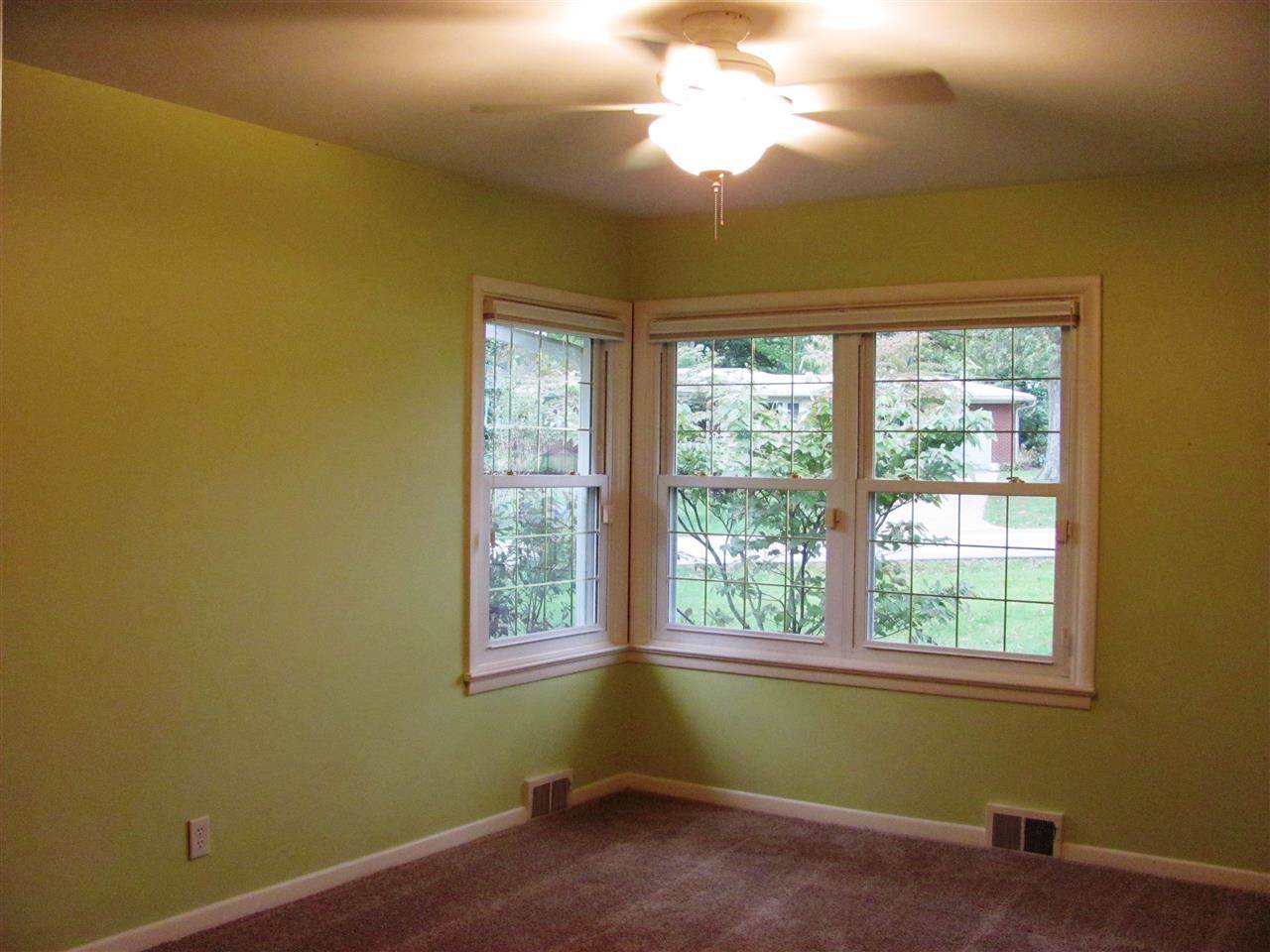 1411 Brookdale Dr, Evansville, IN 47720 photo 16