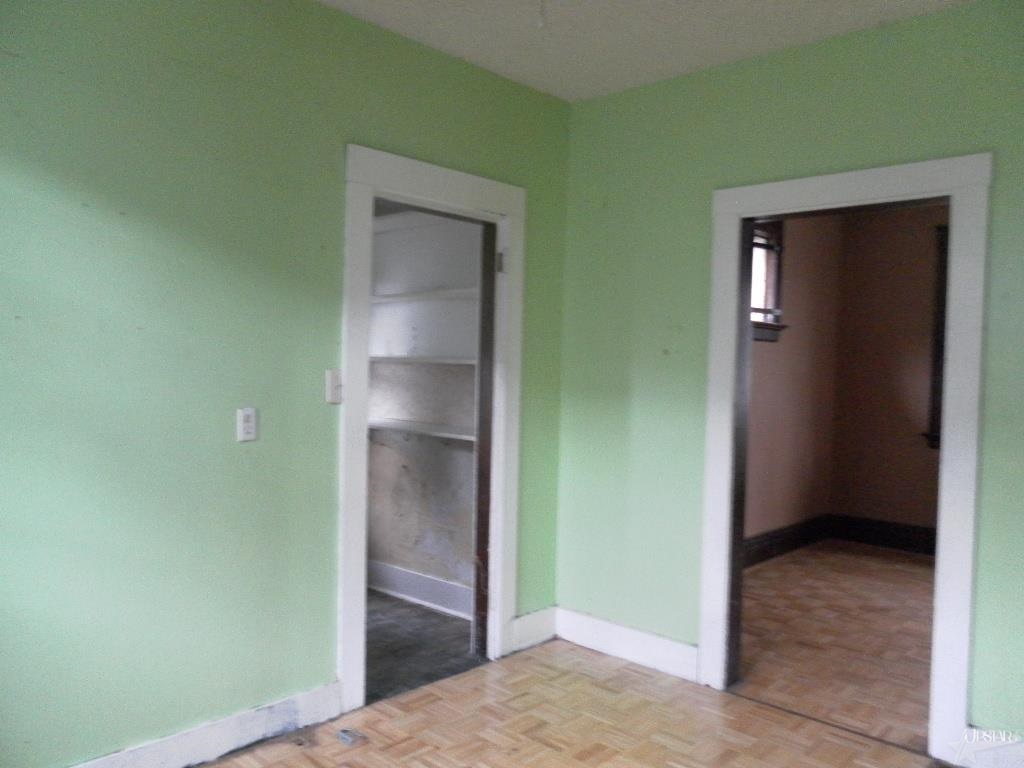 1136 Hugh St, Fort Wayne, IN 46803 photo 7