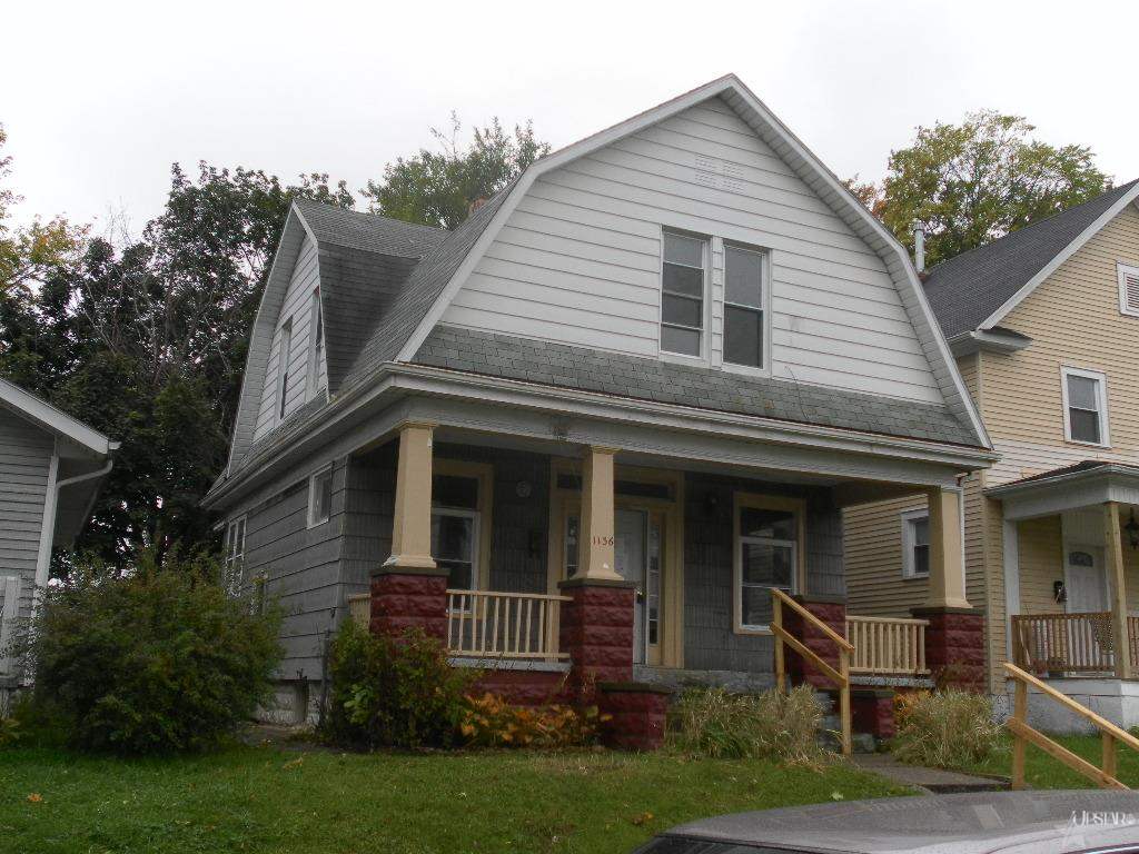 1136 Hugh St, Fort Wayne, IN 46803 photo 2