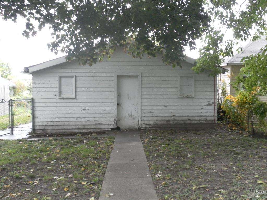1136 Hugh St, Fort Wayne, IN 46803 photo 14