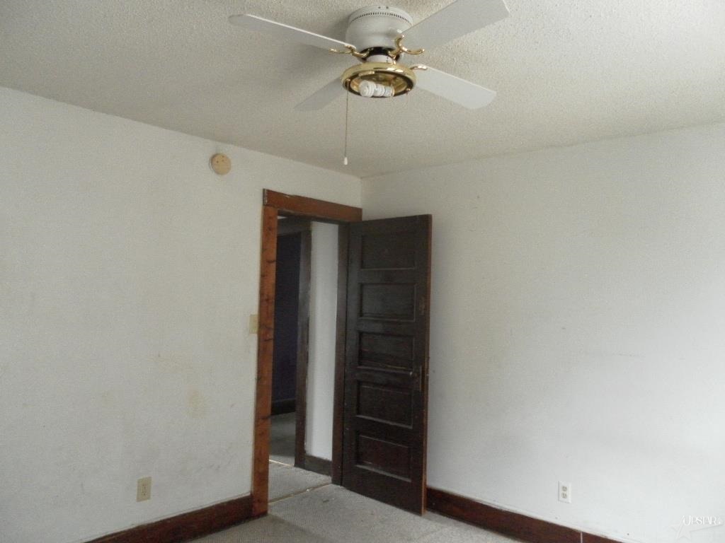 1136 Hugh St, Fort Wayne, IN 46803 photo 11