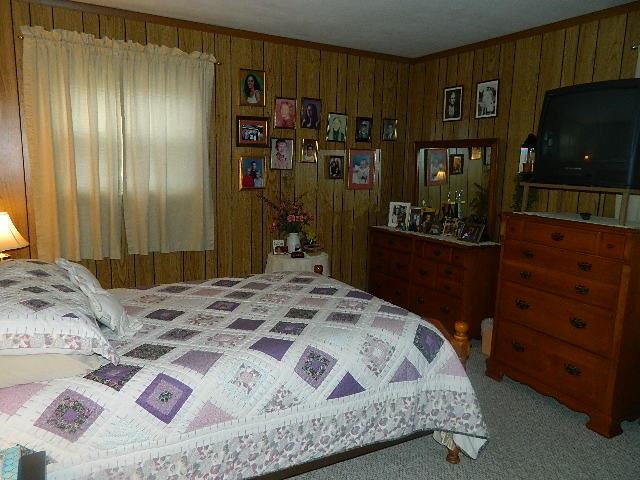 703 E Crestview Dr, Marion, IN 46952 photo 9