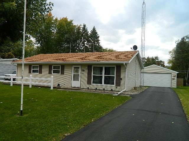 703 E Crestview Dr, Marion, IN 46952 photo 1