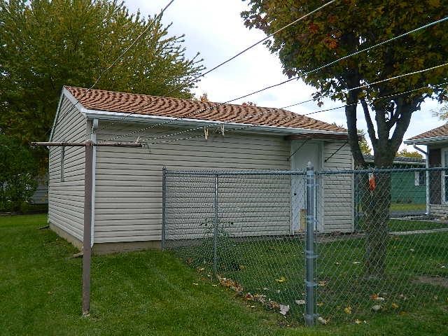 703 E Crestview Dr, Marion, IN 46952 photo 11