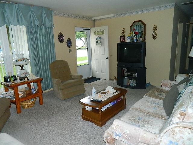 703 E Crestview Dr, Marion, IN 46952 photo 4
