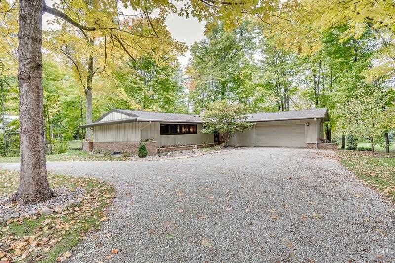 13320 Timbercrest Trl, Fort Wayne, IN 46814 photo 1