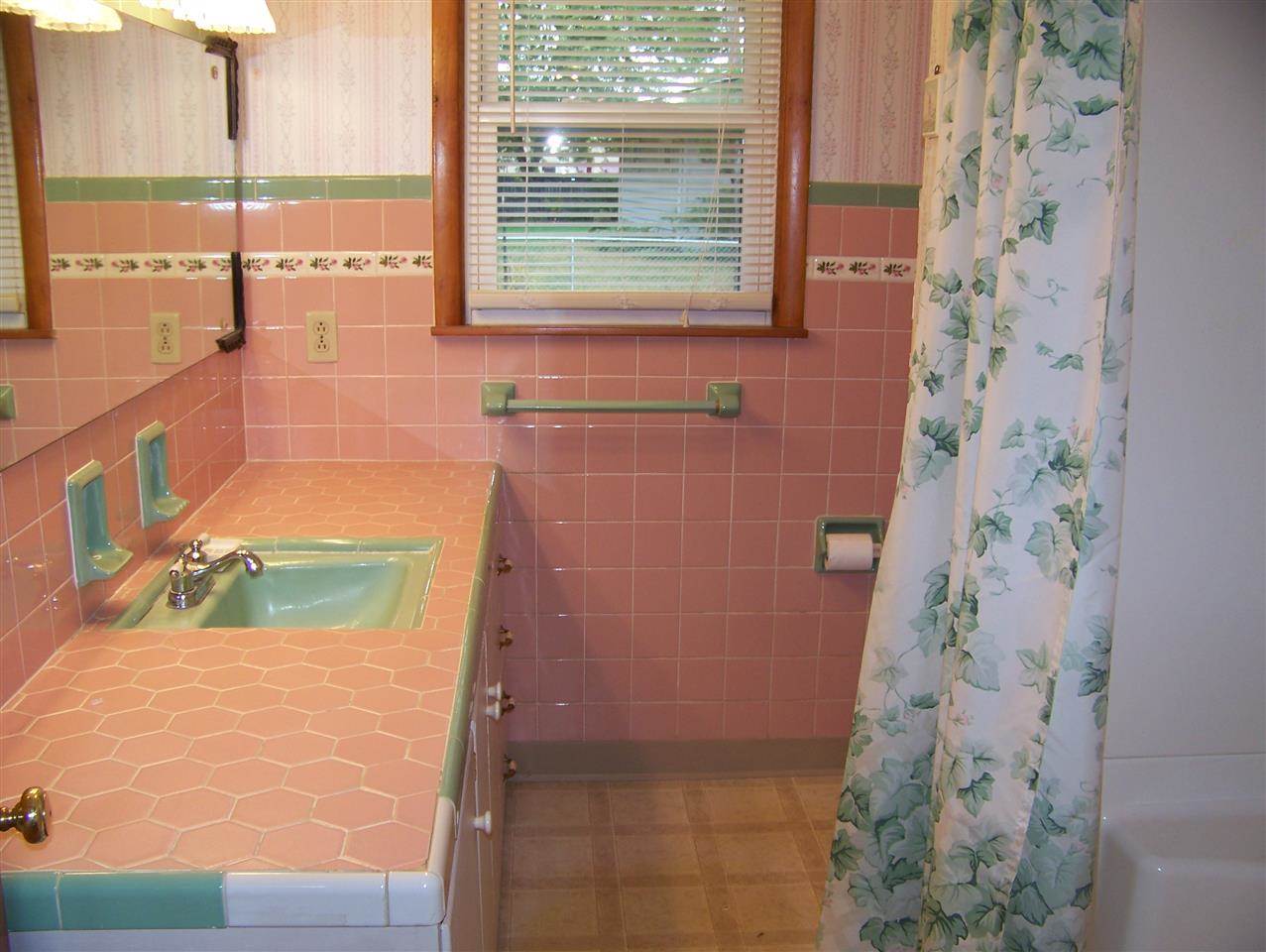 2116 Westwood Dr, Marion, IN 46952 photo 9
