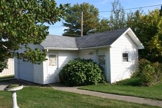 957 N Clay St, Frankfort, IN 46041 photo 4