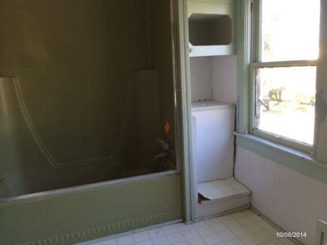 2205 Decamp Ave, Elkhart, IN 46517 photo 9