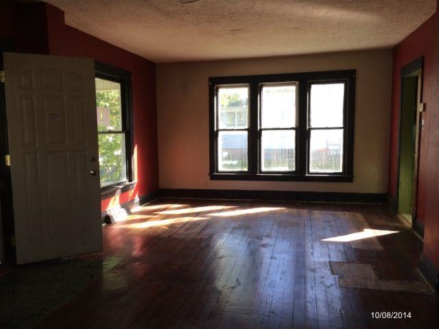2205 Decamp Ave, Elkhart, IN 46517 photo 3