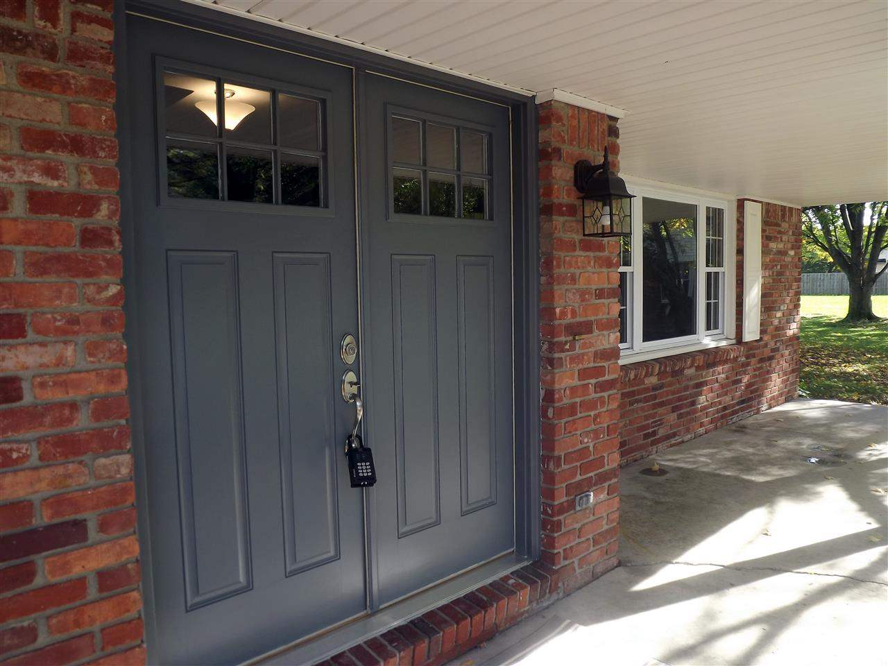 2202 Avalon Ct, Kokomo, IN 46902 photo 3
