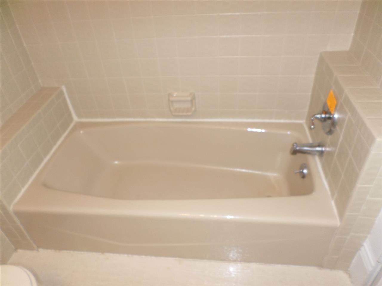 502 W Walnut St, Nappanee, IN 46550 photo 18