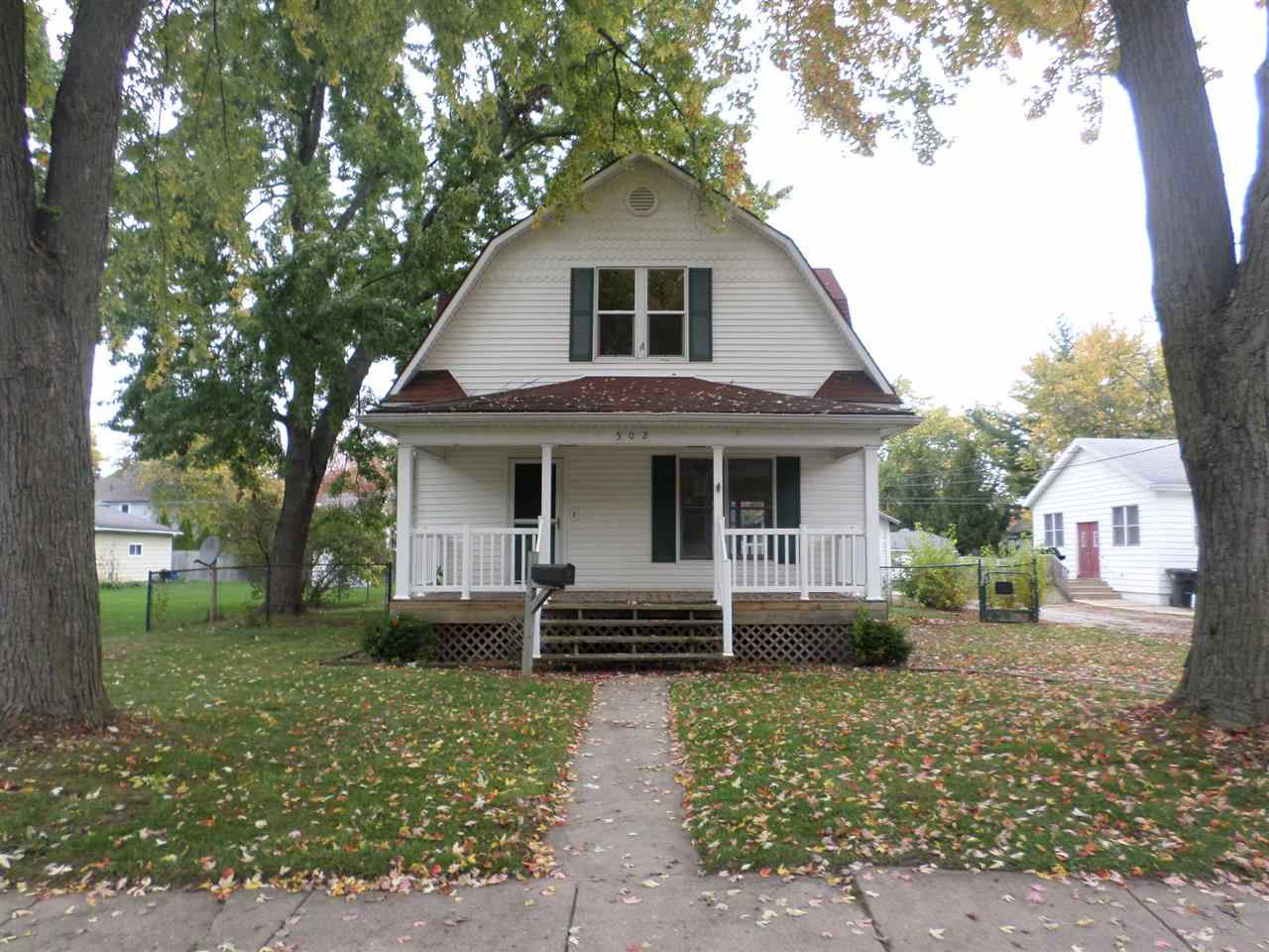 502 W Walnut St, Nappanee, IN 46550 photo 1