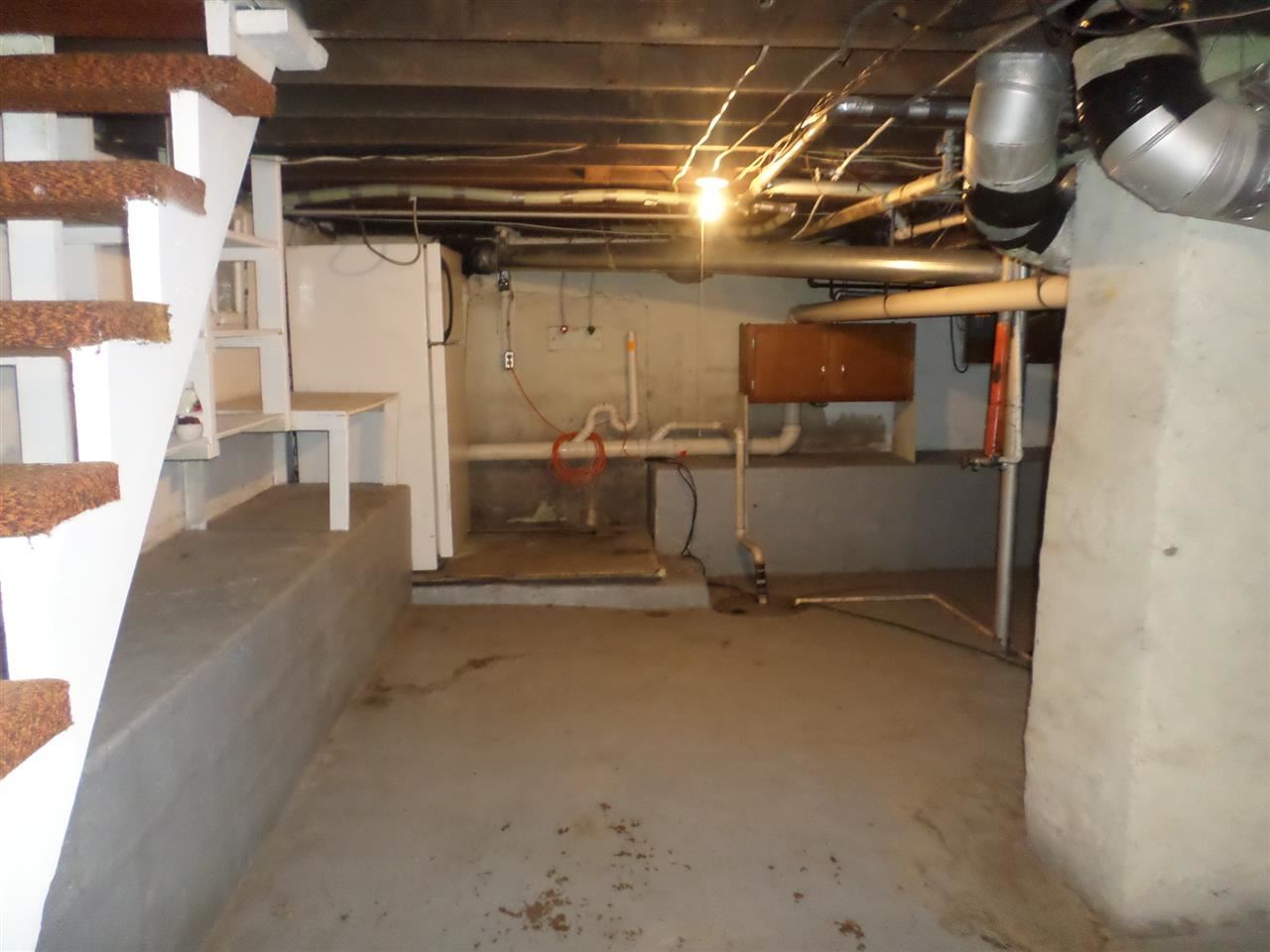 502 W Walnut St, Nappanee, IN 46550 photo 20