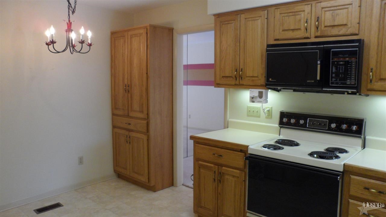 4415 Piazza Cir, Fort Wayne, IN 46804 photo 9