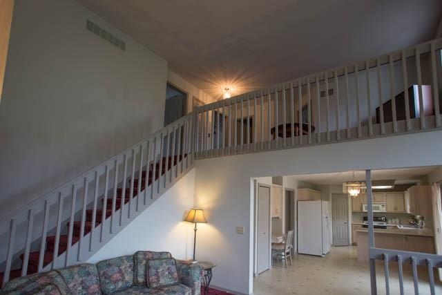 805 Bellingham Dr, Huntington, IN 46750 photo 4