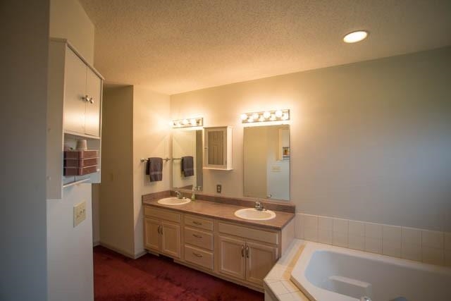 805 Bellingham Dr, Huntington, IN 46750 photo 14