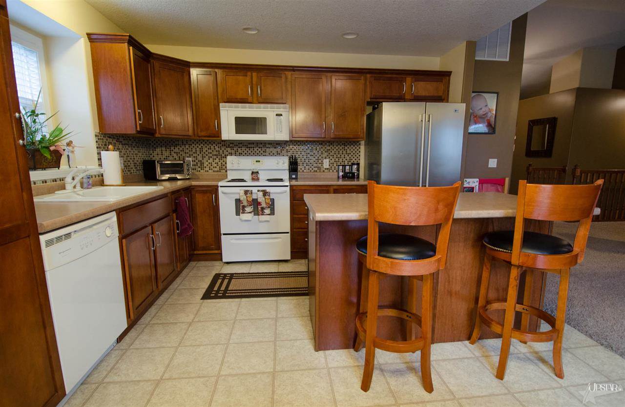 1666 E Brookside Trl, Columbia City, IN 46725 photo 15
