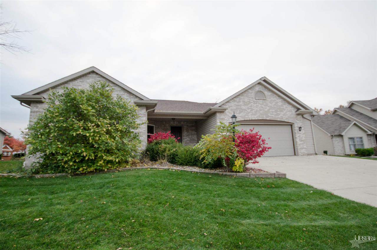 1666 E Brookside Trl, Columbia City, IN 46725 photo 2