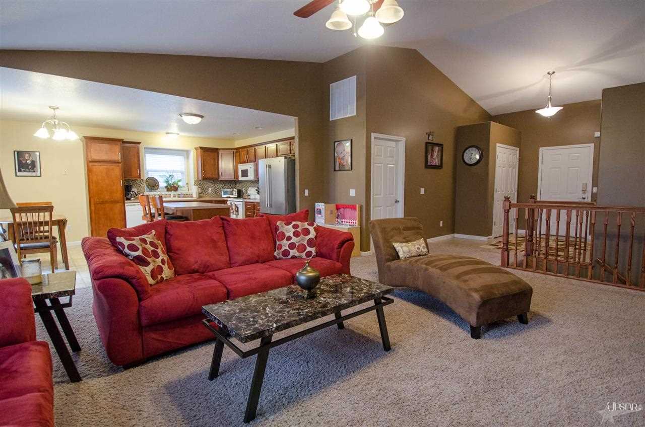 1666 E Brookside Trl, Columbia City, IN 46725 photo 7