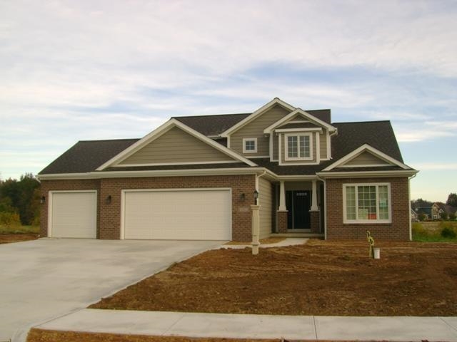 602 Essex Dr, Warsaw, IN 46582 photo 1