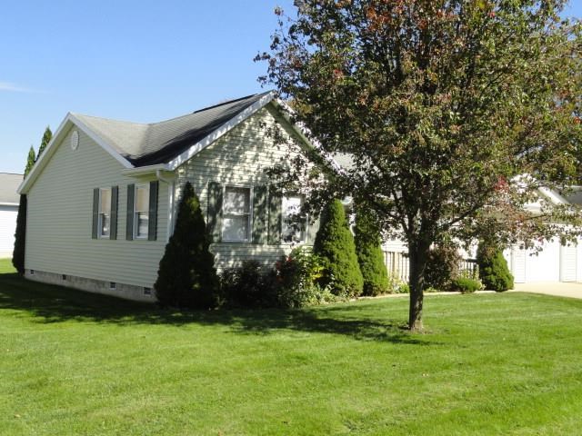 327 Wayne St, Spencer, IN 47460 photo 4
