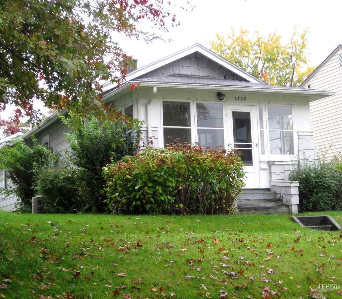 2302 Curdes Ave, Fort Wayne, IN 46805 photo 1