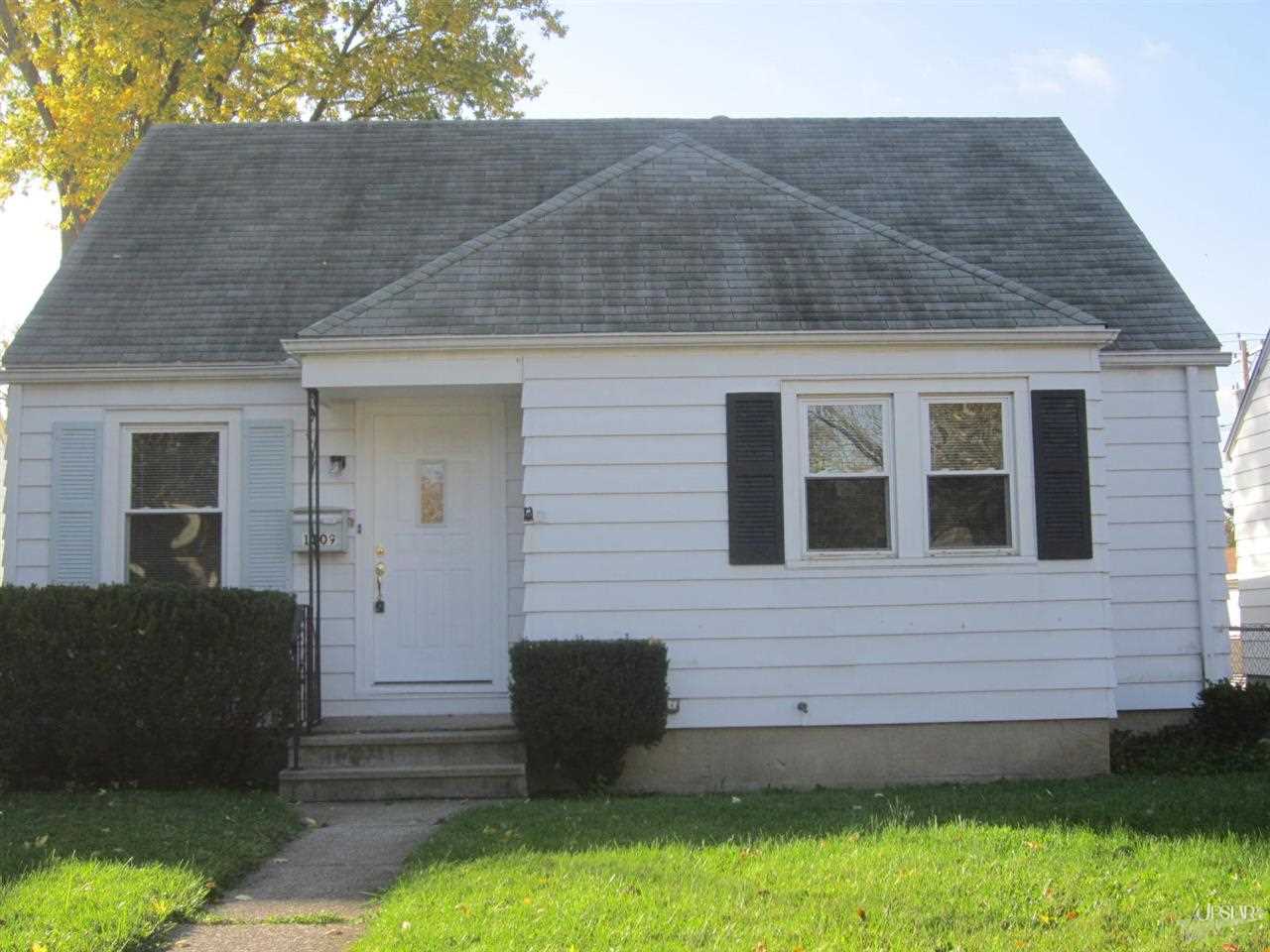 1709 W State Blvd, Fort Wayne, IN 46808 photo 1