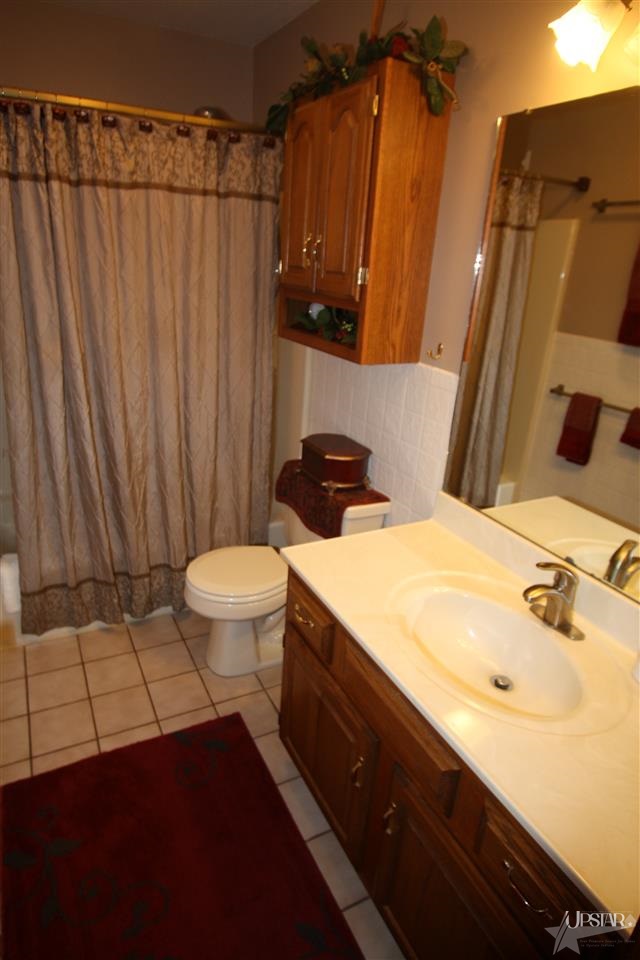 8001 Woodcreek Ln, Fort Wayne, IN 46815 photo 16