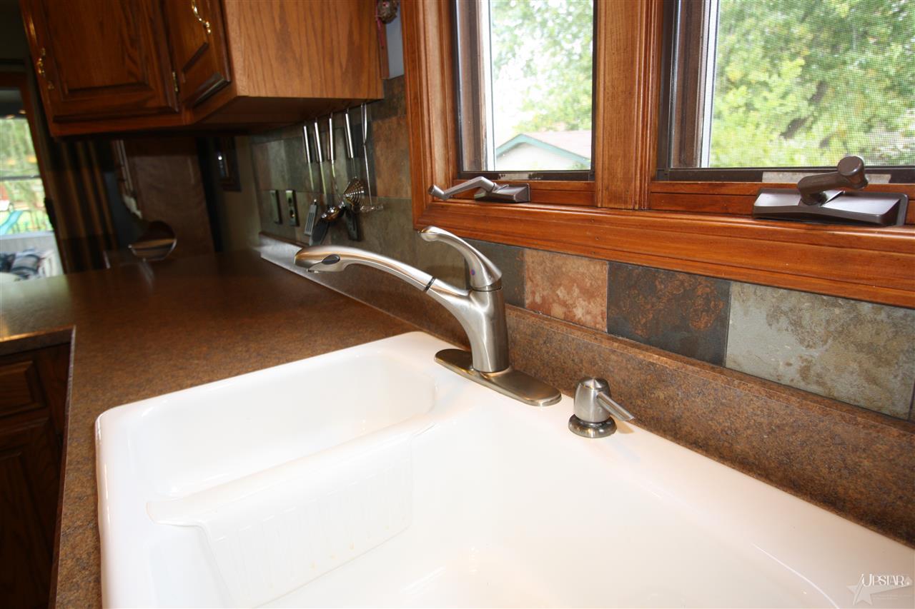 8001 Woodcreek Ln, Fort Wayne, IN 46815 photo 15