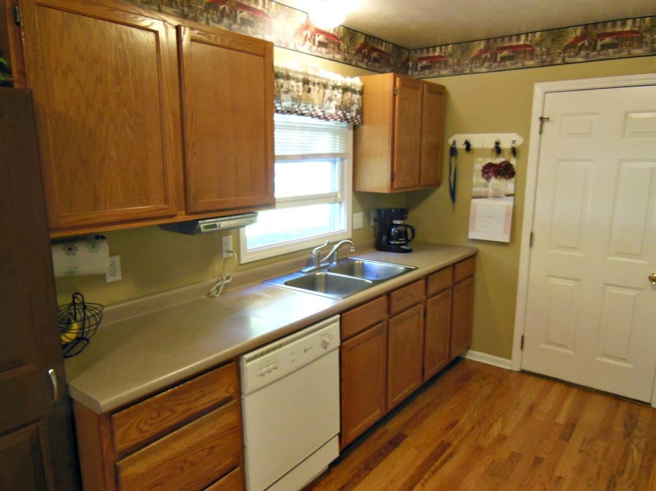 51953 Winter Glen Dr, Granger, IN 46530 photo 7