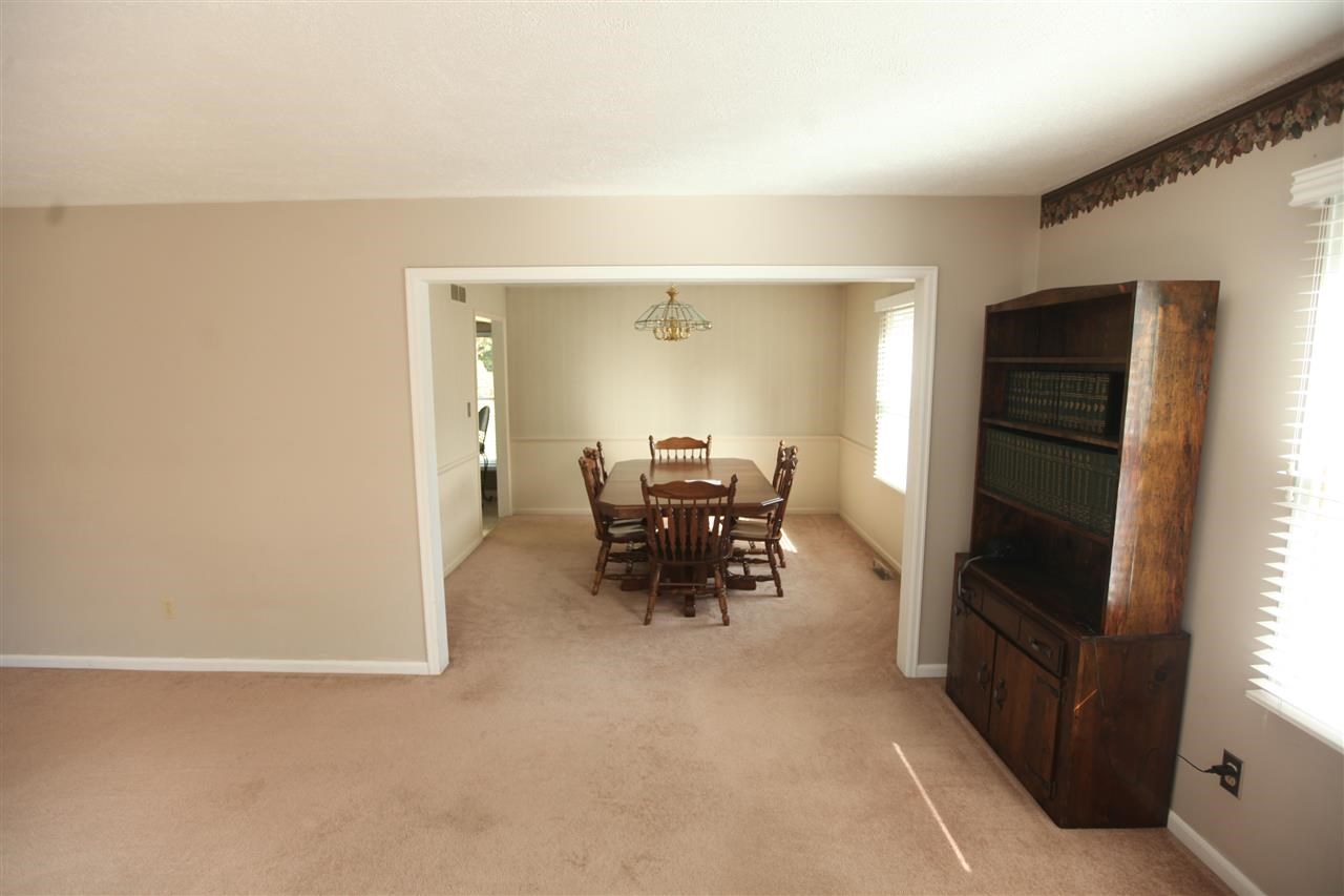 26967 Heather Ln, Elkhart, IN 46514 photo 10