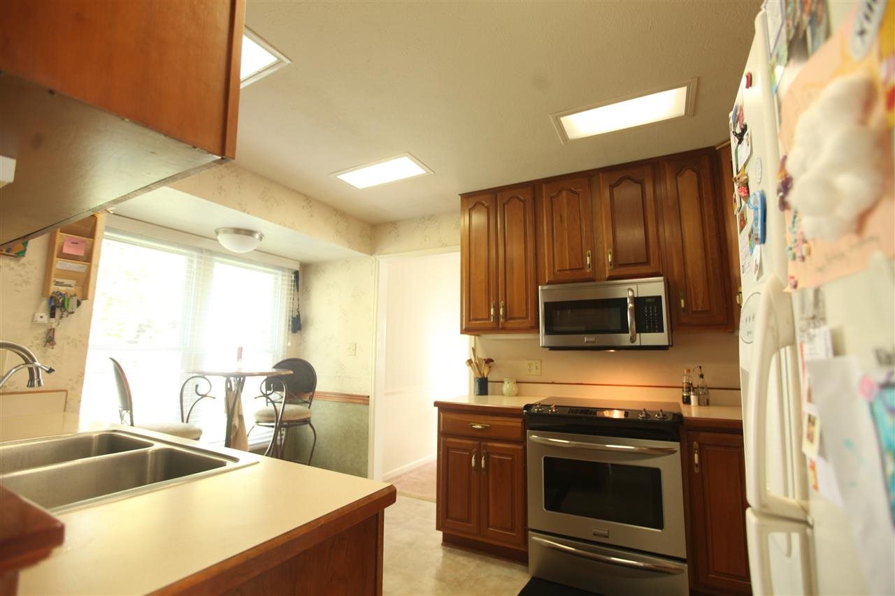 26967 Heather Ln, Elkhart, IN 46514 photo 12