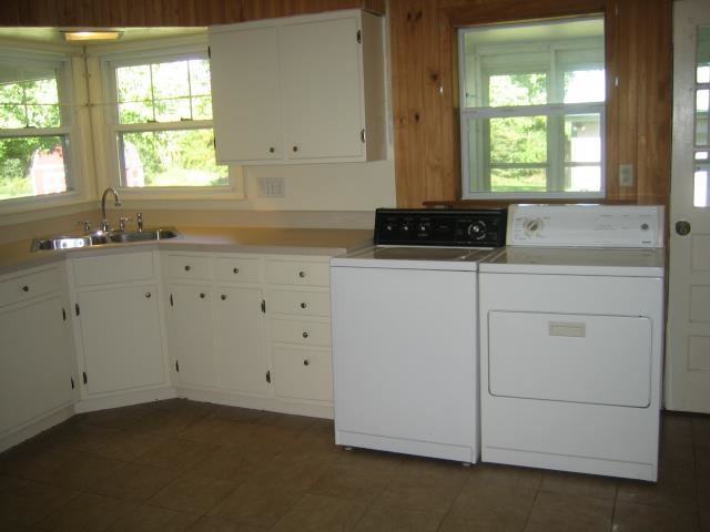 242 E Sunset Dr, Huntingburg, IN 47542 photo 3