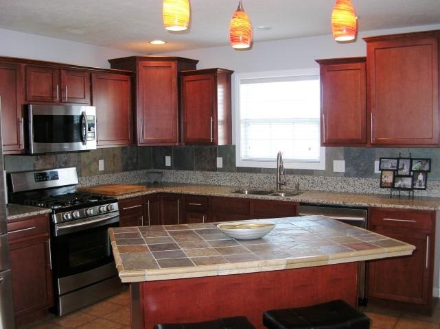 2020 Saint Lucia Dr, Newburgh, IN 47630 photo 6