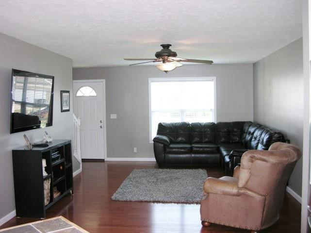 2020 Saint Lucia Dr, Newburgh, IN 47630 photo 5