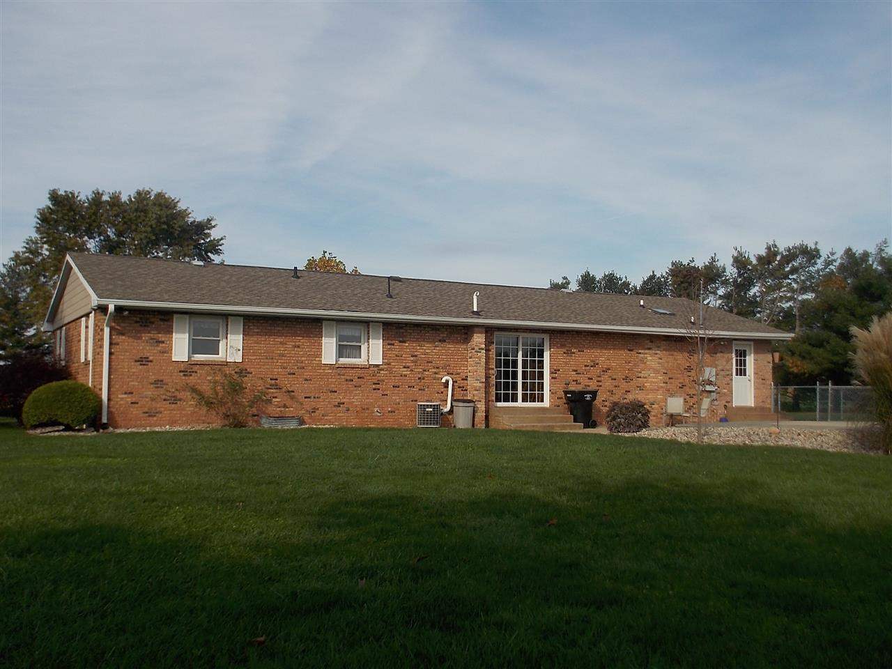 63200 Beech Rd, Wakarusa, IN 46573 photo 3