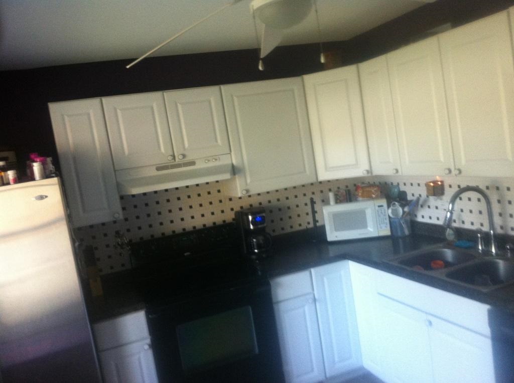 1308 E Sherman St, Marion, IN 46952 photo 2