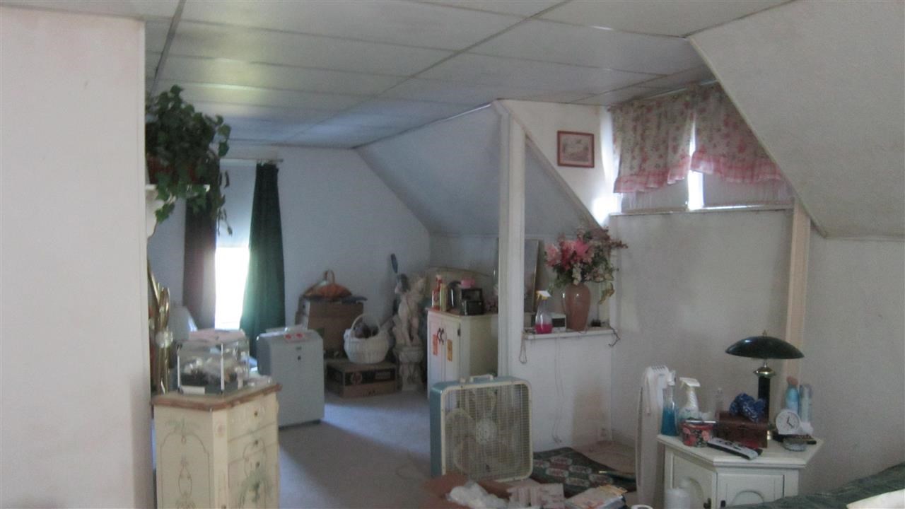 5 S Mccormick St, Hamlet, IN 46532 photo 9