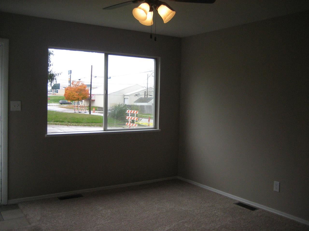 4936 S Harrison St, Fort Wayne, IN 46807 photo 5