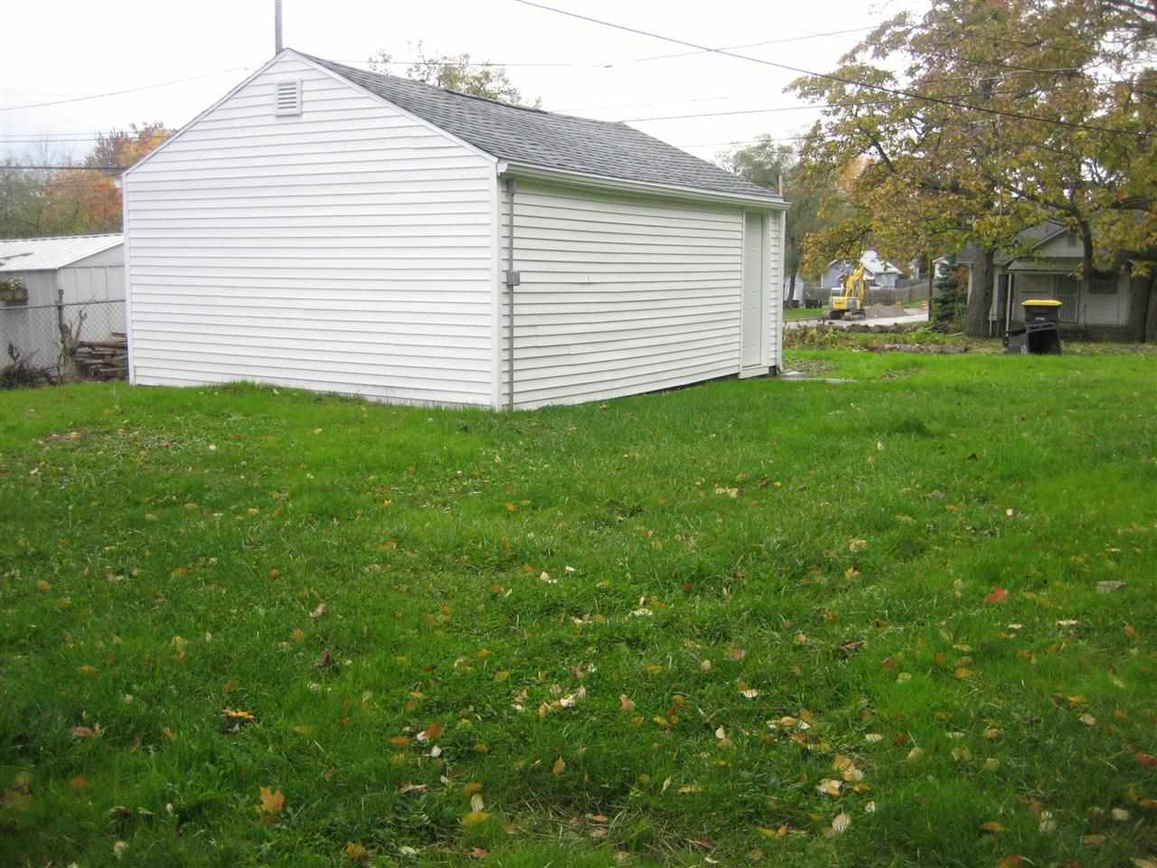 4936 S Harrison St, Fort Wayne, IN 46807 photo 2