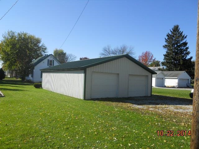 514 W Washington St, Monticello, IN 47960 photo 5