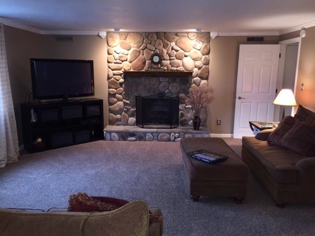 907 Sherwood Dr, Bluffton, IN 46714 photo 2
