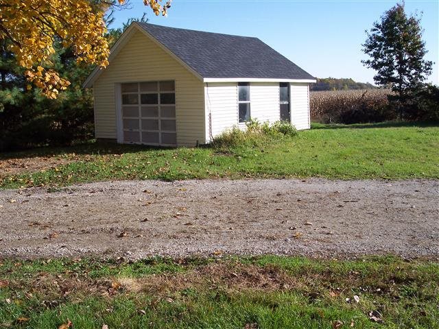 14580 Cedar Rd, Bourbon, IN 46504 photo 23