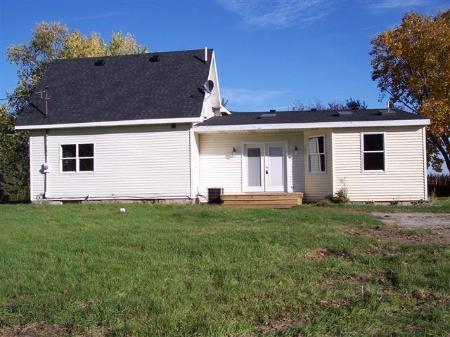14580 Cedar Rd, Bourbon, IN 46504 photo 22