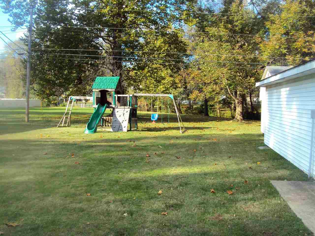 11 W Bujey Dr, Evansville, IN 47710 photo 20