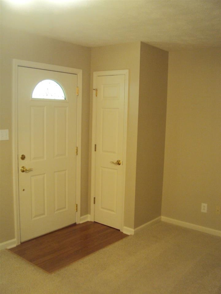 11 W Bujey Dr, Evansville, IN 47710 photo 2