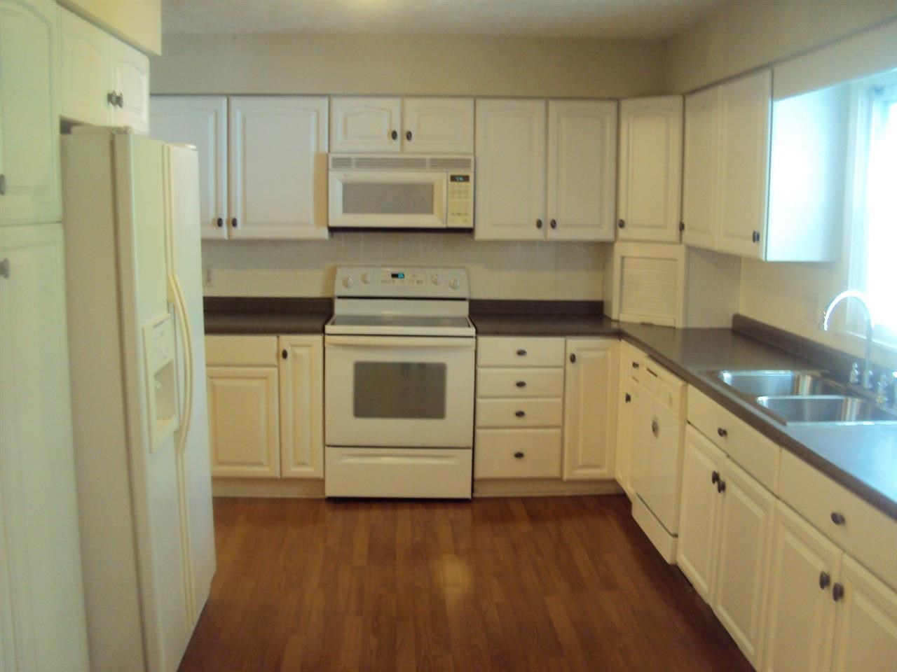 11 W Bujey Dr, Evansville, IN 47710 photo 9