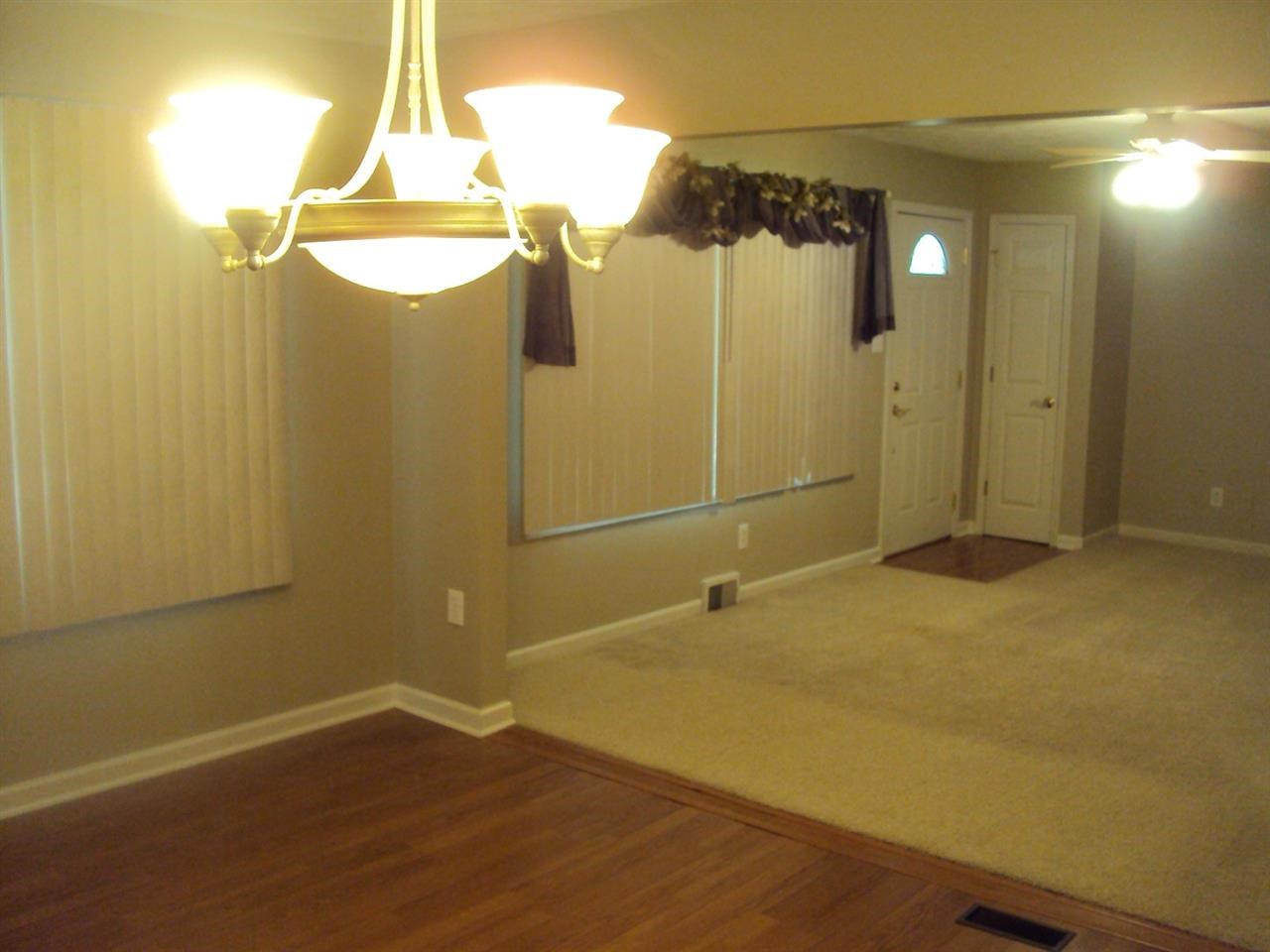 11 W Bujey Dr, Evansville, IN 47710 photo 3